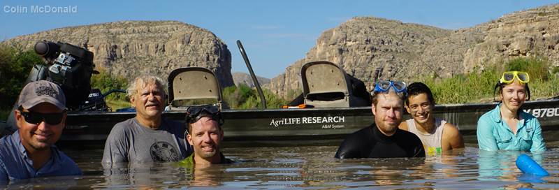Dr. Charles Randklev (left) with the Mussel Research Team. 